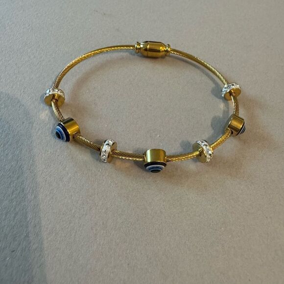 Chic Gold Bracelet with Blue Evil Eye Charms A1504 - Picture 2 of 4